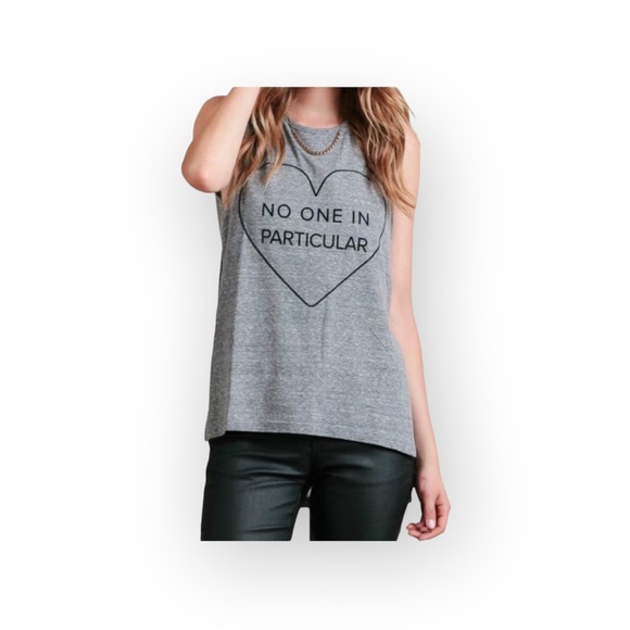 new հթ ♥︎ Lovers + Friends No One Particular Graphic Tank Top ♥︎ Sweatshirt Grey - Picture 8 of 16
